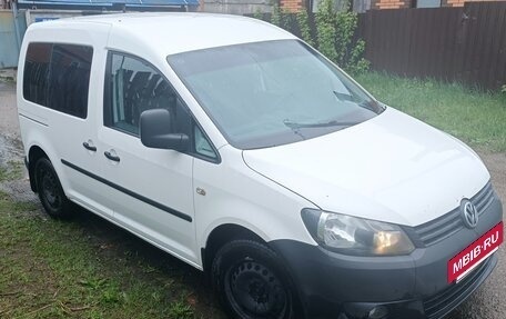 Volkswagen Caddy III рестайлинг, 2012 год, 800 000 рублей, 3 фотография