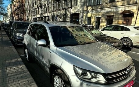 Volkswagen Tiguan I, 2015 год, 1 690 000 рублей, 2 фотография
