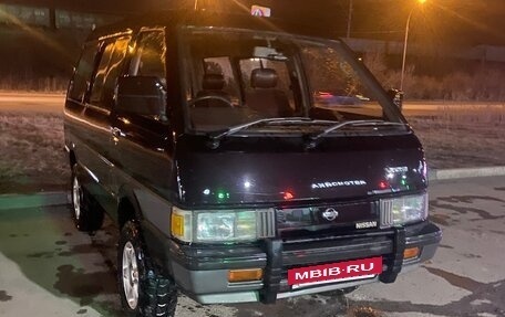 Nissan Vanette II, 1990 год, 550 000 рублей, 3 фотография