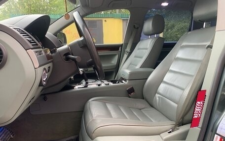 Volkswagen Touareg III, 2003 год, 777 000 рублей, 13 фотография