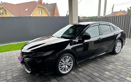 Toyota Camry, 2020 год, 3 490 000 рублей, 4 фотография