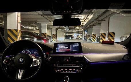 BMW 5 серия, 2019 год, 4 400 000 рублей, 11 фотография