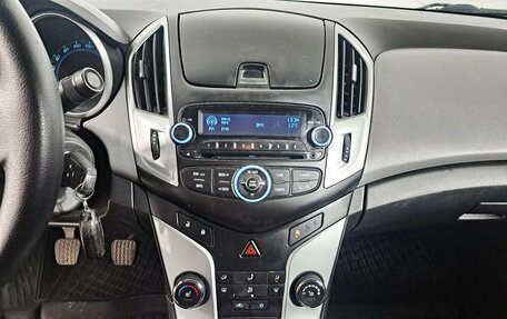 Chevrolet Cruze II, 2013 год, 649 000 рублей, 18 фотография