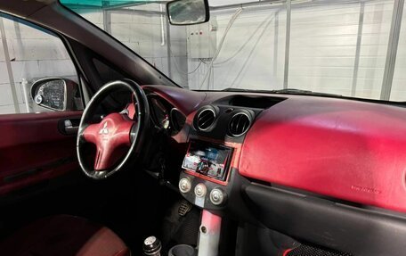 Mitsubishi Colt VI рестайлинг, 2006 год, 299 000 рублей, 15 фотография