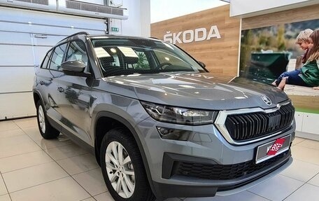 Skoda Kodiaq I, 2025 год, 5 050 000 рублей, 5 фотография