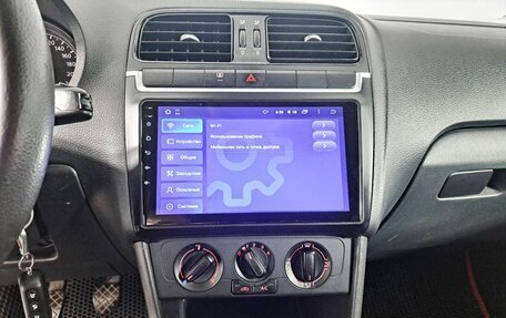 Volkswagen Polo VI (EU Market), 2015 год, 895 000 рублей, 18 фотография