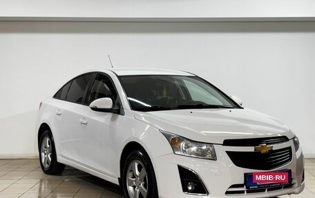Chevrolet Cruze II, 2014 год, 649 000 рублей, 3 фотография
