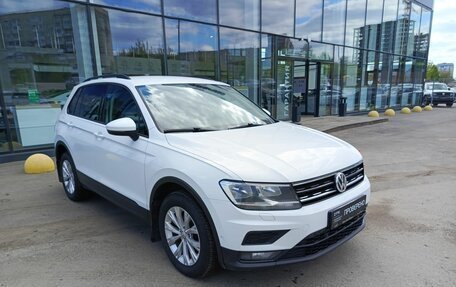 Volkswagen Tiguan II, 2017 год, 2 028 000 рублей, 3 фотография