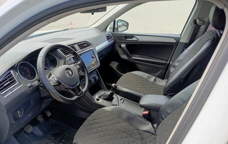 Volkswagen Tiguan II, 2017 год, 2 028 000 рублей, 20 фотография