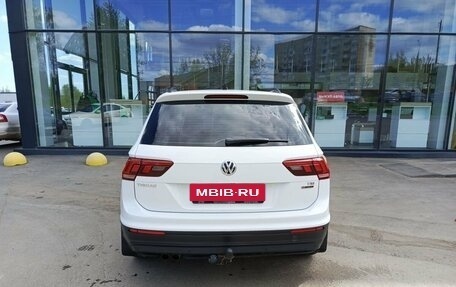 Volkswagen Tiguan II, 2017 год, 2 028 000 рублей, 7 фотография