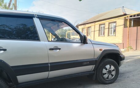 Chevrolet Niva I рестайлинг, 2003 год, 420 000 рублей, 9 фотография