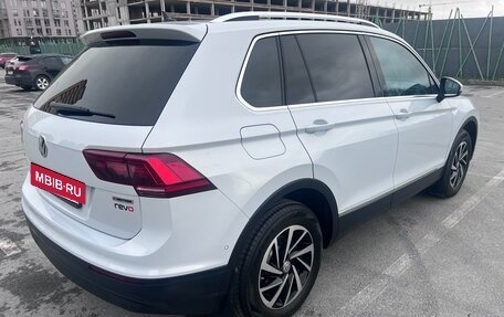 Volkswagen Tiguan II, 2018 год, 2 800 000 рублей, 8 фотография