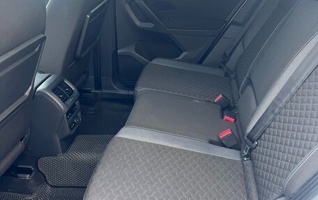 Volkswagen Tiguan II, 2018 год, 2 800 000 рублей, 15 фотография