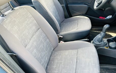 Renault Logan I, 2010 год, 700 000 рублей, 7 фотография