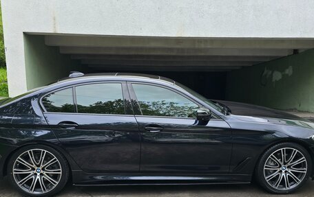 BMW 5 серия, 2018 год, 5 300 000 рублей, 2 фотография