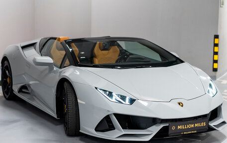 Lamborghini Huracán, 2023 год, 43 990 000 рублей, 3 фотография