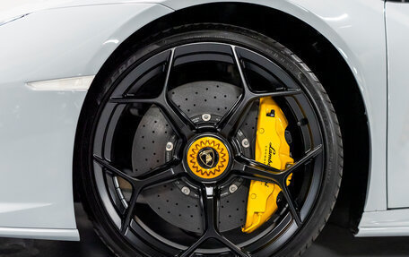 Lamborghini Huracán, 2023 год, 43 990 000 рублей, 8 фотография