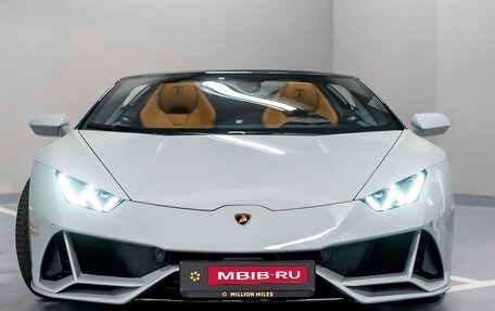Lamborghini Huracán, 2023 год, 43 990 000 рублей, 2 фотография