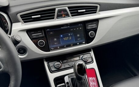 Geely Atlas I, 2018 год, 1 475 000 рублей, 18 фотография