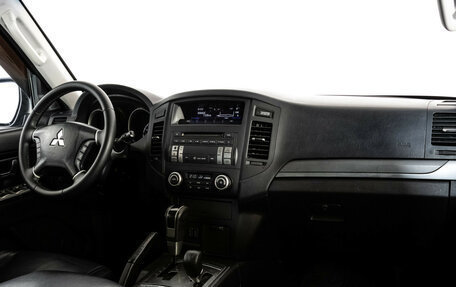 Mitsubishi Pajero IV, 2011 год, 1 600 000 рублей, 9 фотография