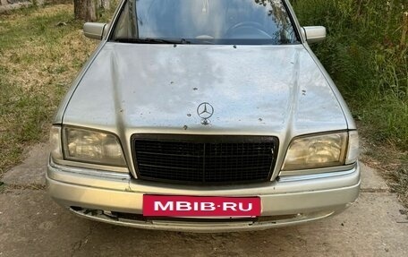 Mercedes-Benz C-Класс, 1994 год, 500 000 рублей, 3 фотография