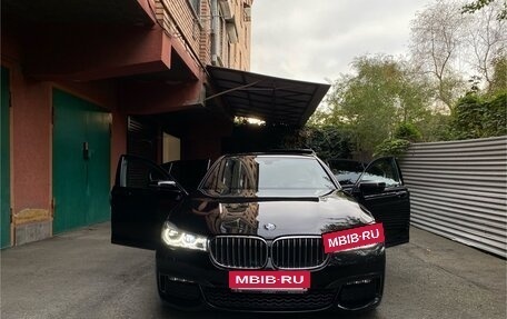 BMW 7 серия, 2018 год, 4 700 000 рублей, 18 фотография