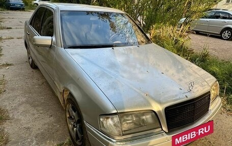 Mercedes-Benz C-Класс, 1994 год, 500 000 рублей, 4 фотография