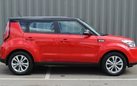 KIA Soul II рестайлинг, 2016 год, 1 533 000 рублей, 10 фотография