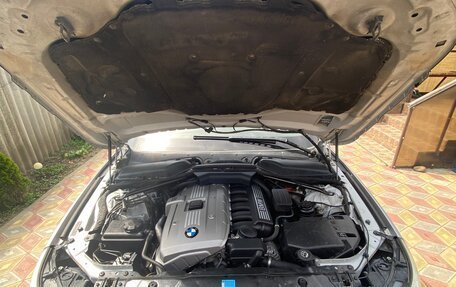 BMW 5 серия, 2006 год, 950 000 рублей, 9 фотография