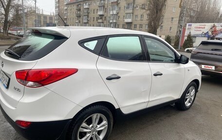 Hyundai ix35 I рестайлинг, 2012 год, 1 150 000 рублей, 3 фотография