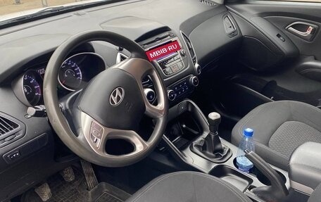 Hyundai ix35 I рестайлинг, 2012 год, 1 150 000 рублей, 9 фотография