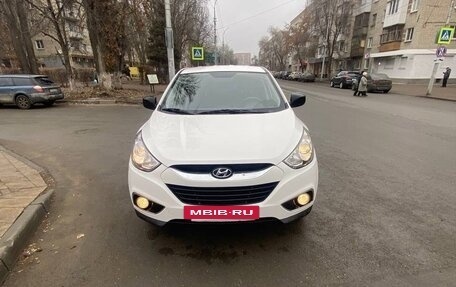 Hyundai ix35 I рестайлинг, 2012 год, 1 150 000 рублей, 2 фотография