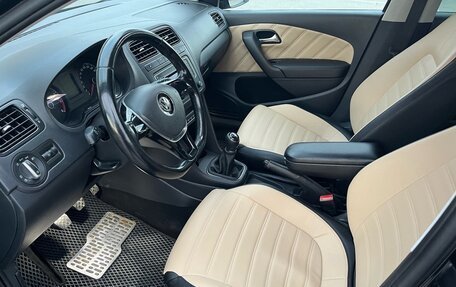 Volkswagen Polo VI (EU Market), 2017 год, 1 065 000 рублей, 18 фотография