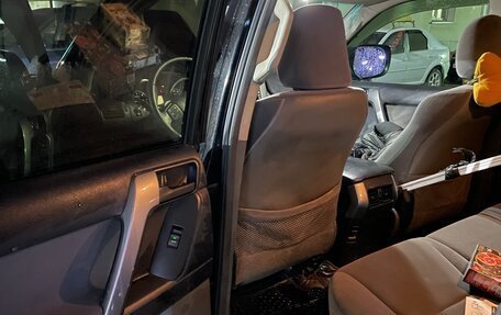Toyota Land Cruiser Prado 150 рестайлинг 2, 2012 год, 2 550 000 рублей, 16 фотография