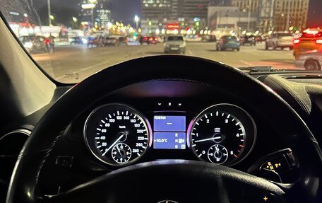 Mercedes-Benz GL-Класс, 2010 год, 2 000 000 рублей, 8 фотография