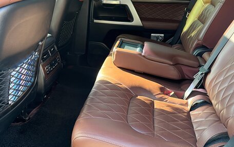 Toyota Land Cruiser 200, 2017 год, 6 300 000 рублей, 5 фотография