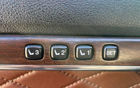 Toyota Land Cruiser 200, 2017 год, 6 300 000 рублей, 4 фотография