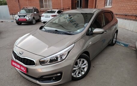 KIA cee'd III, 2015 год, 1 330 000 рублей, 1 фотография