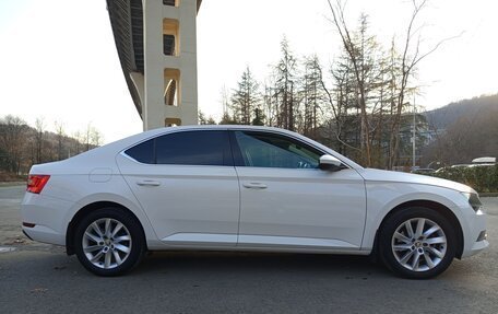 Skoda Superb III рестайлинг, 2018 год, 2 190 000 рублей, 37 фотография