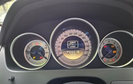 Mercedes-Benz C-Класс, 2011 год, 2 100 000 рублей, 7 фотография