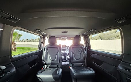 Mercedes-Benz V-Класс, 2020 год, 4 900 000 рублей, 11 фотография