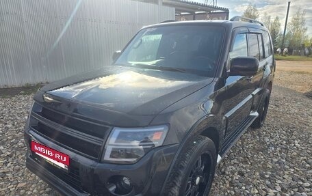 Mitsubishi Pajero IV, 2012 год, 2 590 000 рублей, 4 фотография