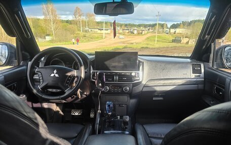 Mitsubishi Pajero IV, 2012 год, 2 590 000 рублей, 30 фотография