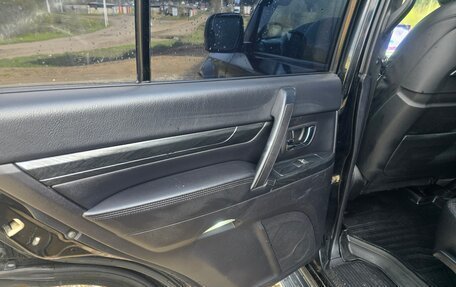 Mitsubishi Pajero IV, 2012 год, 2 590 000 рублей, 36 фотография