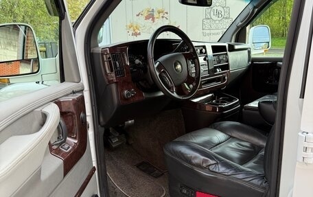Chevrolet Express II, 2010 год, 3 500 000 рублей, 2 фотография