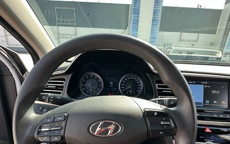 Hyundai Avante, 2019 год, 1 950 000 рублей, 8 фотография