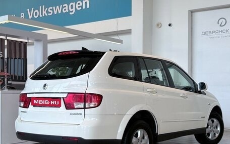 SsangYong Kyron I, 2011 год, 869 000 рублей, 2 фотография