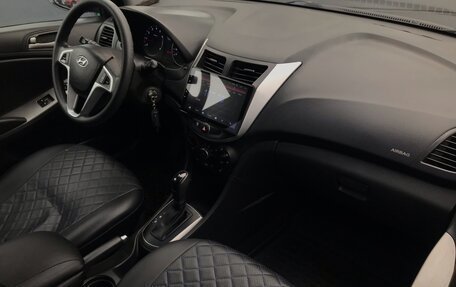 Hyundai Solaris II рестайлинг, 2015 год, 720 000 рублей, 17 фотография