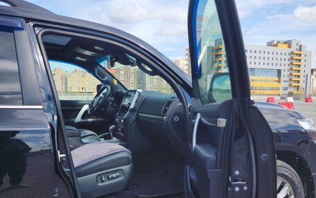 Toyota Land Cruiser 200, 2020 год, 10 900 000 рублей, 22 фотография