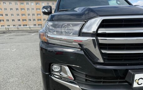 Toyota Land Cruiser 200, 2020 год, 10 900 000 рублей, 13 фотография